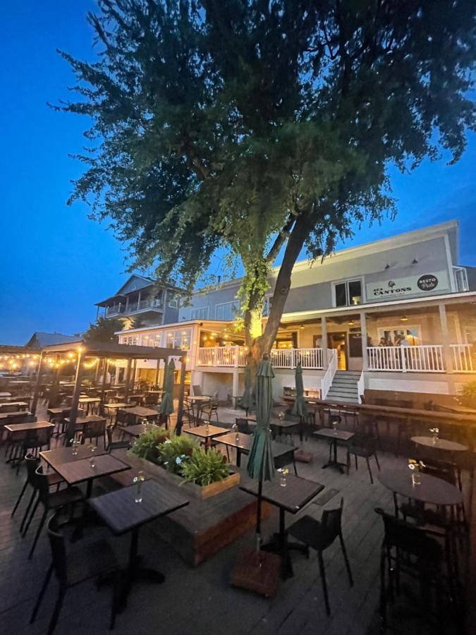 Auberge Des Cantons Magog Exterior photo